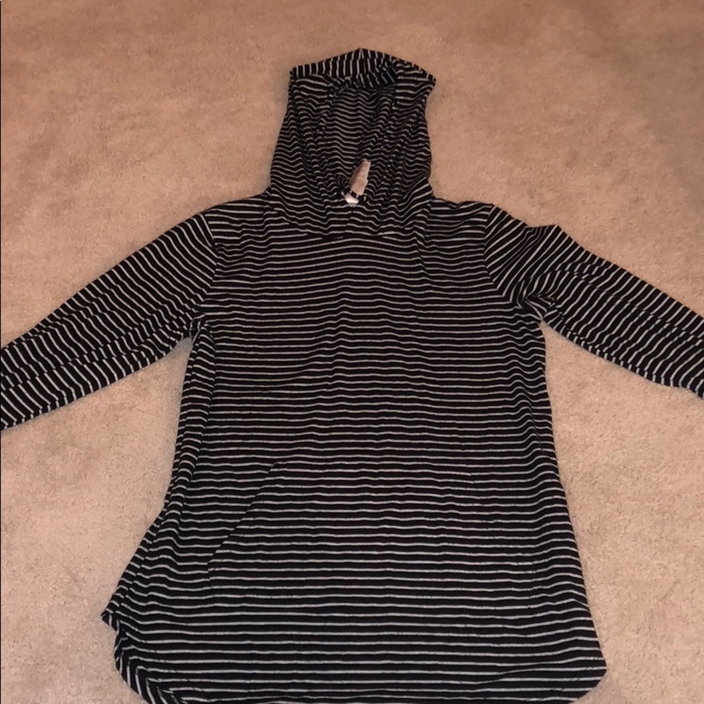 Stripes light sweatshirt with hoodie
